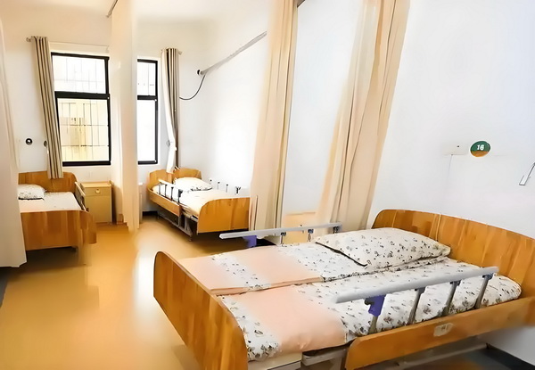 积分入户深圳差几分_签约达成，再见勇士！库里开始慌了，只出不进，金州争冠不现实 目标包车出行日期基金就像